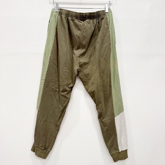 Nike Regular Fit Color Block Jogger Pants Green Large Cotton Loungewear Casual - Picture 5 of 7